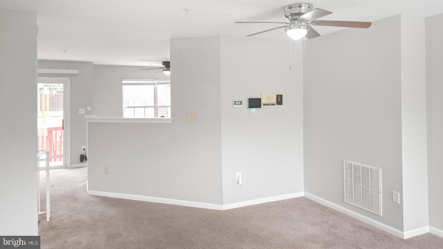 841 Alabaster Court photo 4